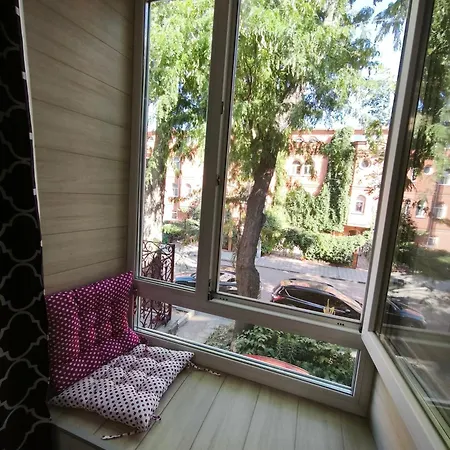 на маланова Odessa